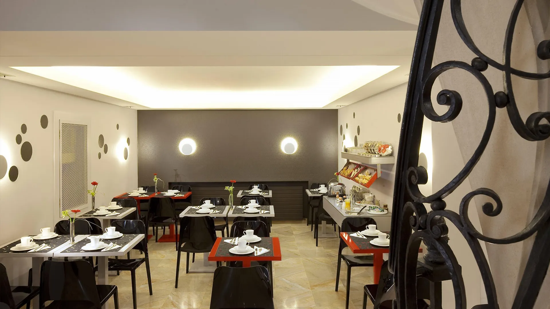 Sevres Saint Germain 3* Paris
