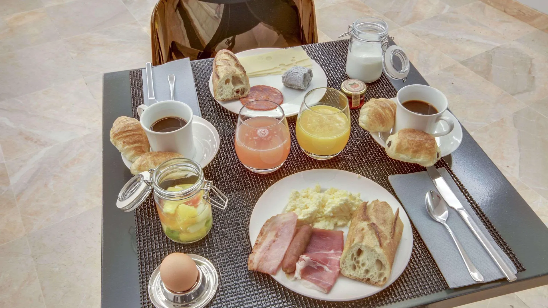 Hotel Sevres Saint Germain
